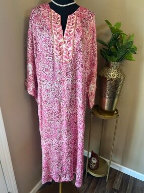 Oscar de la Renta Pink Floral Maxi Caftan with Cream Trim